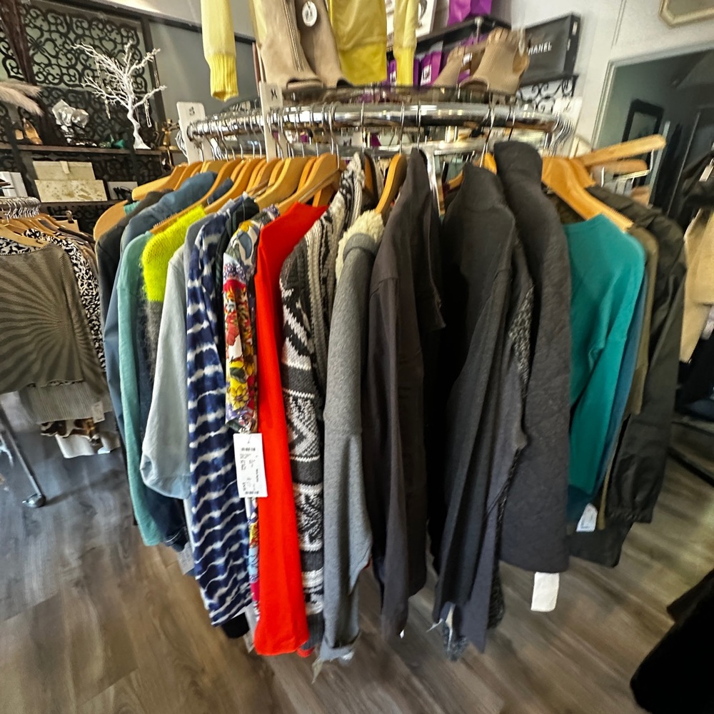 Women’s designer clothing grab bag sale! Sz s-xl 3 pc lot